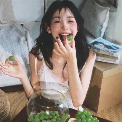 雪中的奇羊